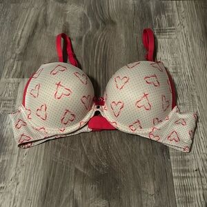Victoria’s Secret 34B Bra Underwire Padded